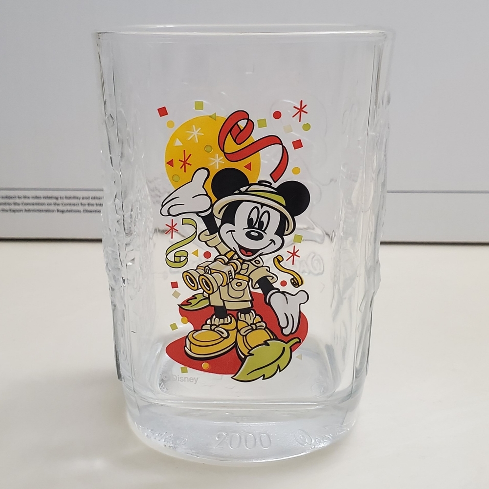 Walt Disney World Mickey Mouse Tumbler Glass McDonalds 2000 Celebration